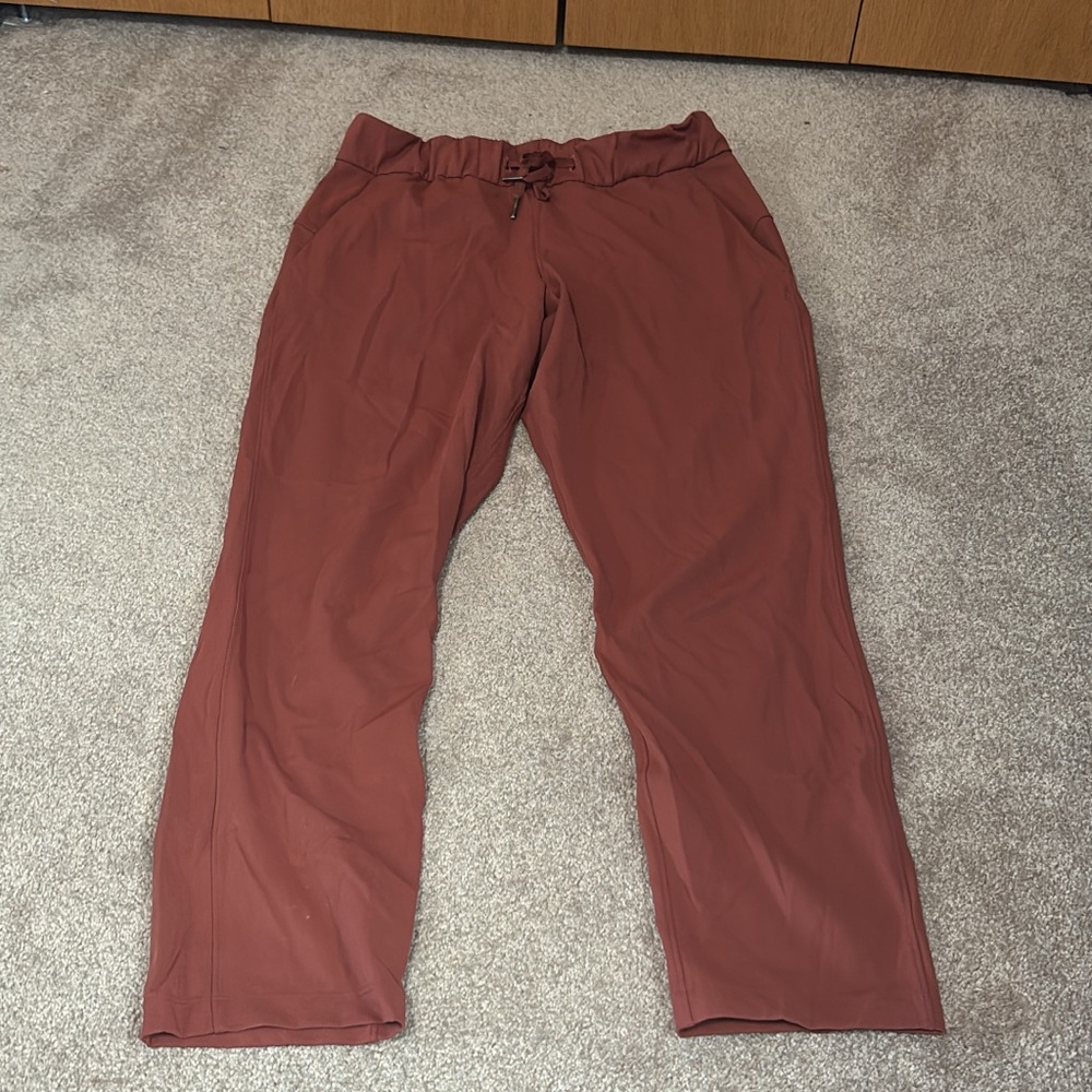 LULULEMON Women’s Rust Pants